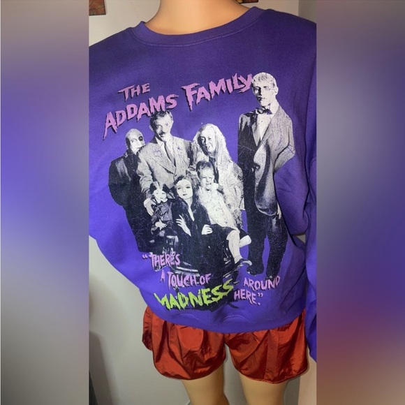 NEW the Adam’s family sweater size M - Picture 2 of 5